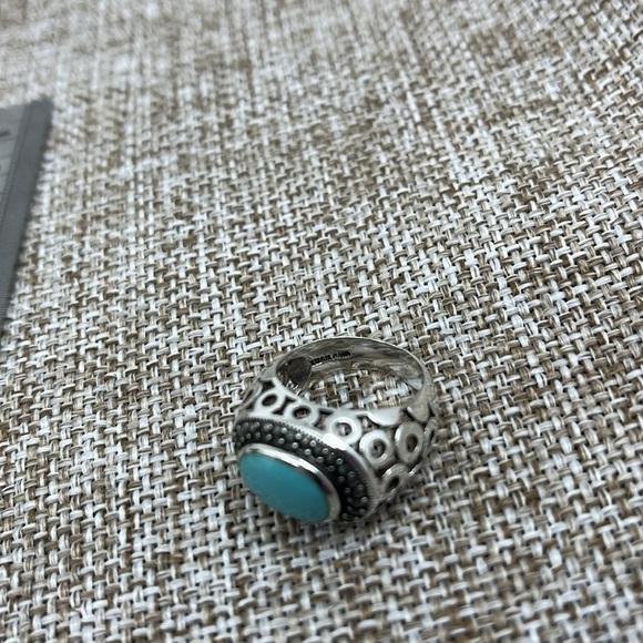 Vintage Sterling Silver Marcasite and Sleeping Beauty Turquoise Ring - Picture 10 of 12